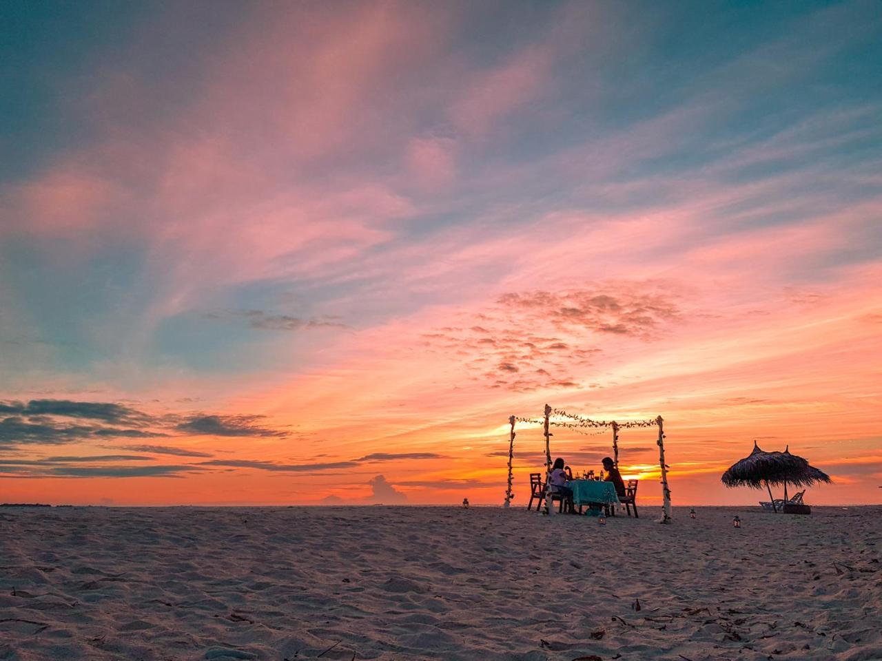 West Sands Ukulhas Island Екстер'єр фото
